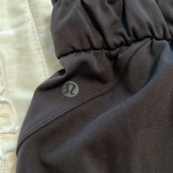 Lululemon High rise stretch 7/8 pants black - Picture 6 of 6
